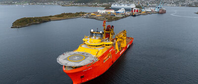 Ostensjos Edda Freya arriving at Ulstein Verft ULS 03557 DJI 20251005153411 0061 D