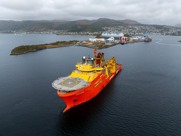 Ostensjos Edda Freya arriving at Ulstein Verft ULS 03557 DJI 20251005153411 0061 D