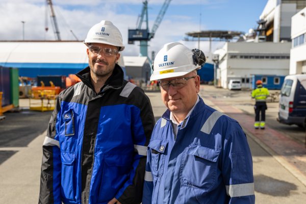 Knut L Barstad and Lars Lühr Olsen
