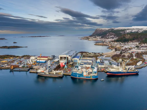 Ulstein Verft DJI 0125