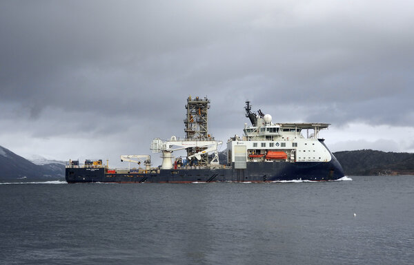 Island Constructor service assignment