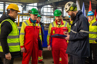 NB321 3569 steelcutting