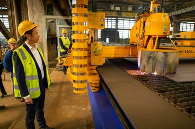 Steel cutting yno 322 JP Morgan 3