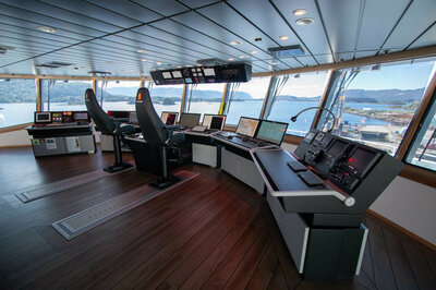 The bridge on the Olympic Boreas