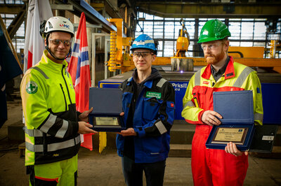 Yno 323 JP Morgan steel cut 3