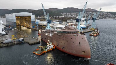 Hull arrival BS Offshore Ulstein Verft Yno 320 CR Ulstein Group 5