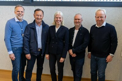 Larsnes Mek and Ulstein gathered at Ulstein