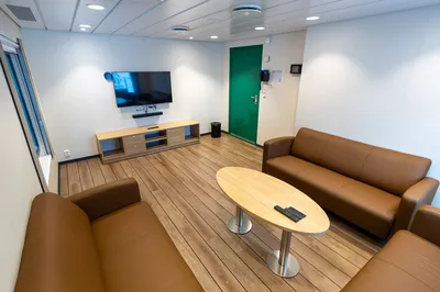 Lounge 2