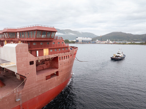 Hull arrival Nexans Electra CLV at Ulstein Verft 0062 MARTIN GISKEGJERDE OCLIN