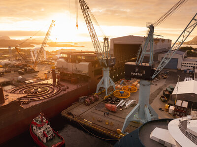 Hull arrival Nexans Electra CLV at Ulstein Verft dock hall 0099 MARTIN GISKEGJERDE OCLIN