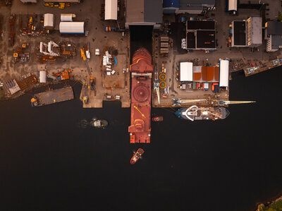 Hull arrival Nexans Electra CLV at Ulstein Verft dock hall 0108 MARTIN GISKEGJERDE OCLIN