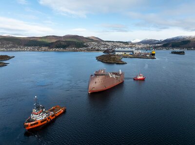 11 03 25 YNO 321 hull arrival 19 37741459