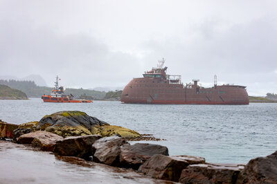 Yno_322_hull_arrival_Ulstein_Verft