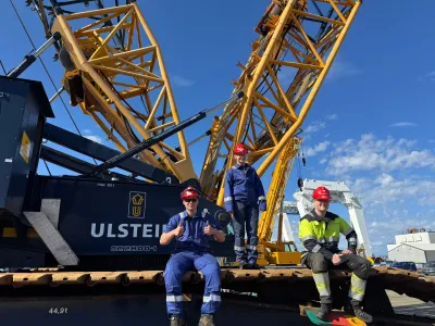 Apprentices trawler crane