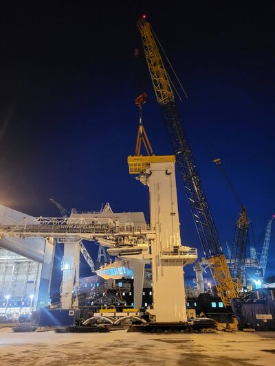 Yno 322 launch from the dock hall at Ulstein Verft 4