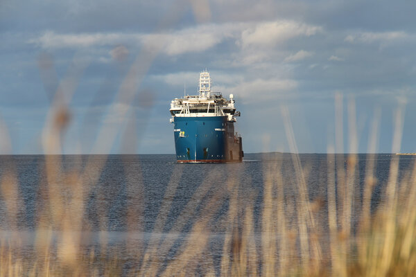 Windea Leibniz underway to Ulstein Verft for an upgrade