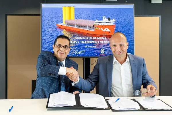Vallianz signing
