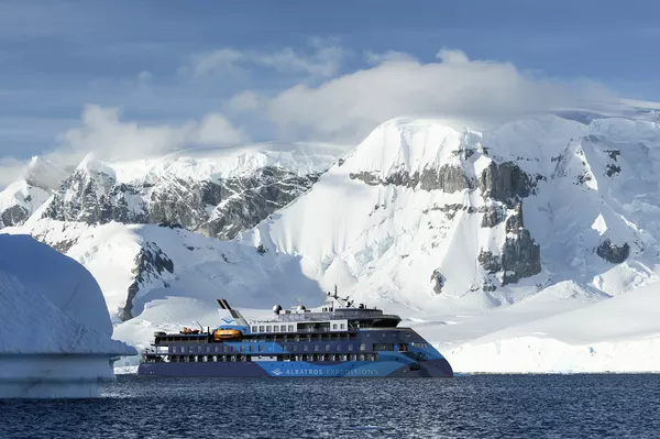 ULSTEIN CX103 design Ocean Victory
