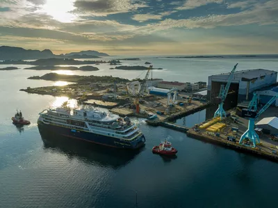 Enjoying the evening sun. Photo: Ulstein Group/Per Eide Studio