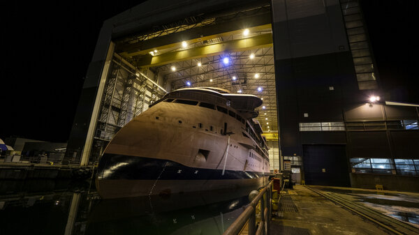The Expedition Cruise Vessel, National Geographic Resolution, being docked in at Ulstein Verft. Photo: Daniel Osnes.