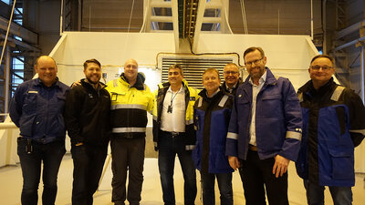 The Lindblad site team and Ulstein Verft project team at delivery.
