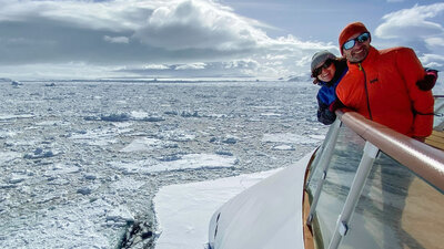 'Greg Mortimer' bow area, photo by Peter Szyszka.