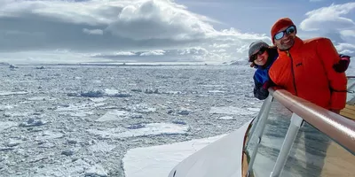 'Greg Mortimer' bow area, photo by Peter Szyszka.