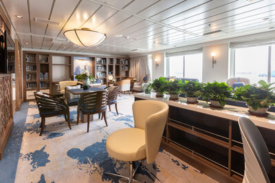 Library Greg Mortimer