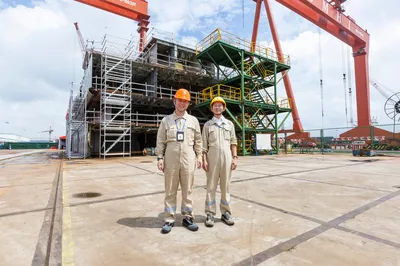 Representatives from Ulstein's site team.