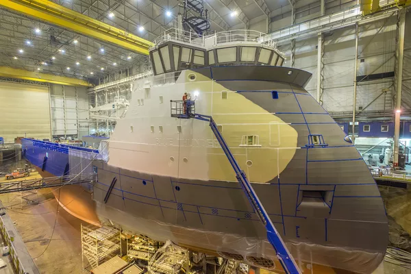 Paintwork on the PX121 designed platform supply vessel NAO Thunder. Photo: Karl Otto Kristiansen.