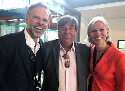 The Norwegian maritime cluster veteran, Alan Thorpe, together with Tore and Gunvor Ulstein.