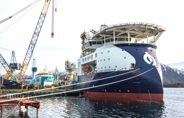 Island Constructor is currently at Ulstein Verft for preparations to the spring season.