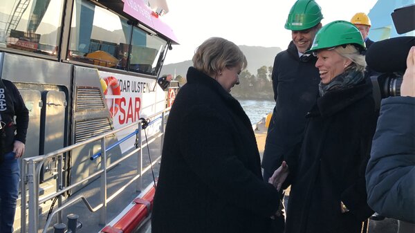 Prime minister Erna Solberg arriving at Ulstein Group.