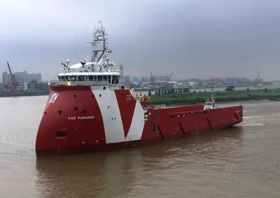 VOS Paradise, PX121 design by Ulstein.