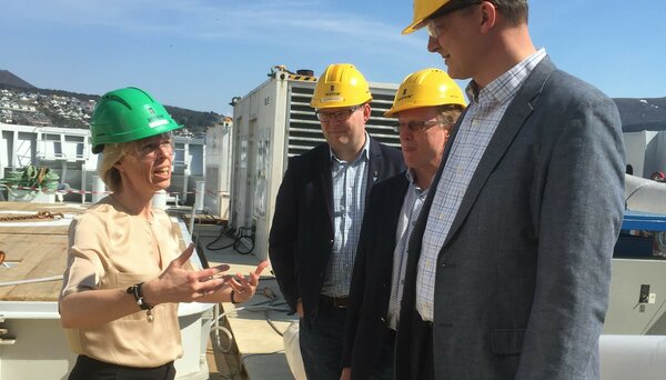 Gunvor Ulstein, Ketil Solvik-Olsen