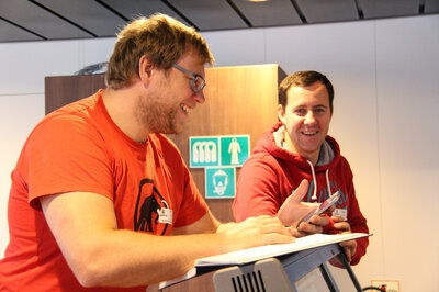 Karl Randle and Ivan Schrooyen from the hydrodynamics department at Ulstein Design & Solutions.