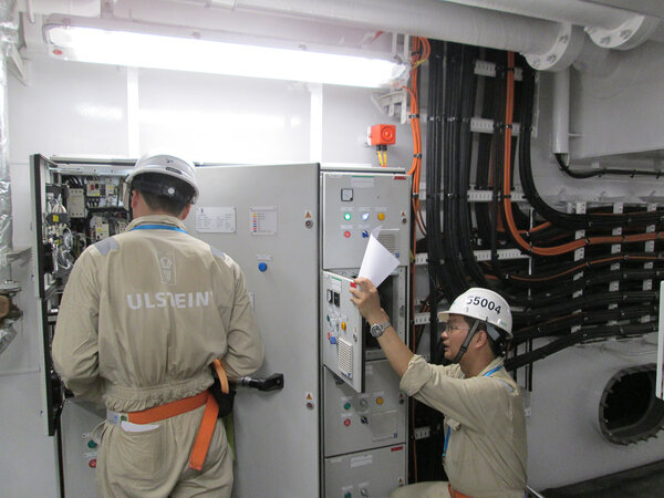 On-site team for pre-commissioning