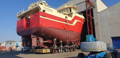 Transport trawler vard aukra 1