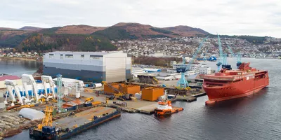 Flex lekteren Color Hybrid at Ulstein Verft Nanseth Media