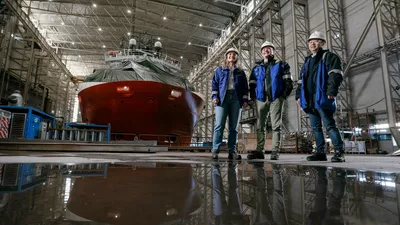 Aftermarket in dock hall ULS 00846