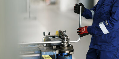 Bending pipes ULS 00853 Ulstein 2024 Print 0466