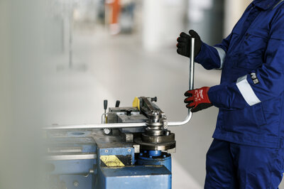 Bending pipes ULS 00853 Ulstein 2024 Print 0466