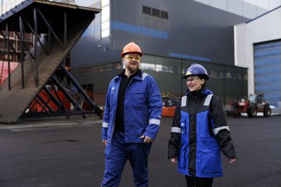 Supervisor and production worker ULS 03743 Ulstein 2025 print 7043