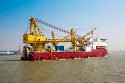 The pipelay vessel SapuraKencana 1200.