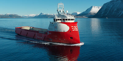 The platform supply vessel Rem Hrist of the PX105 design, photo by Fuglefjellet.