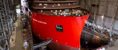 Yno 317 Nexans Electra in dock hall partly painted ULS 03508 DJI 20250919133134 0044 D