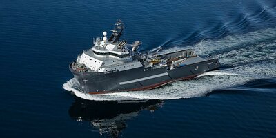 Olympic Zeus sea trial 1 2880px