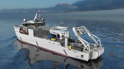 SX228 ULSTEIN v3 May21n Sea PS Aft Low